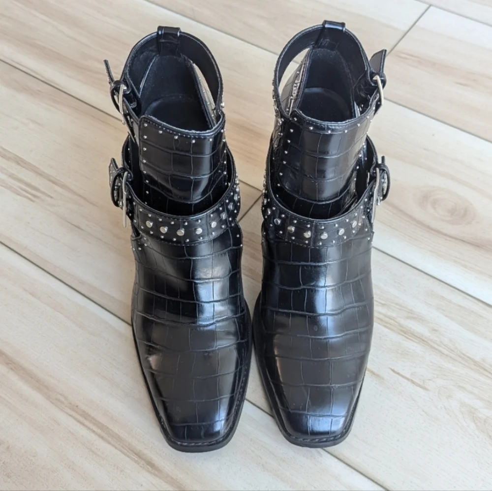 Zara studded ankle boots animal printembossed cut out chunky heel